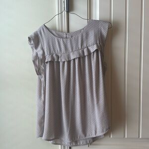 Loft sleeveless shirt medium